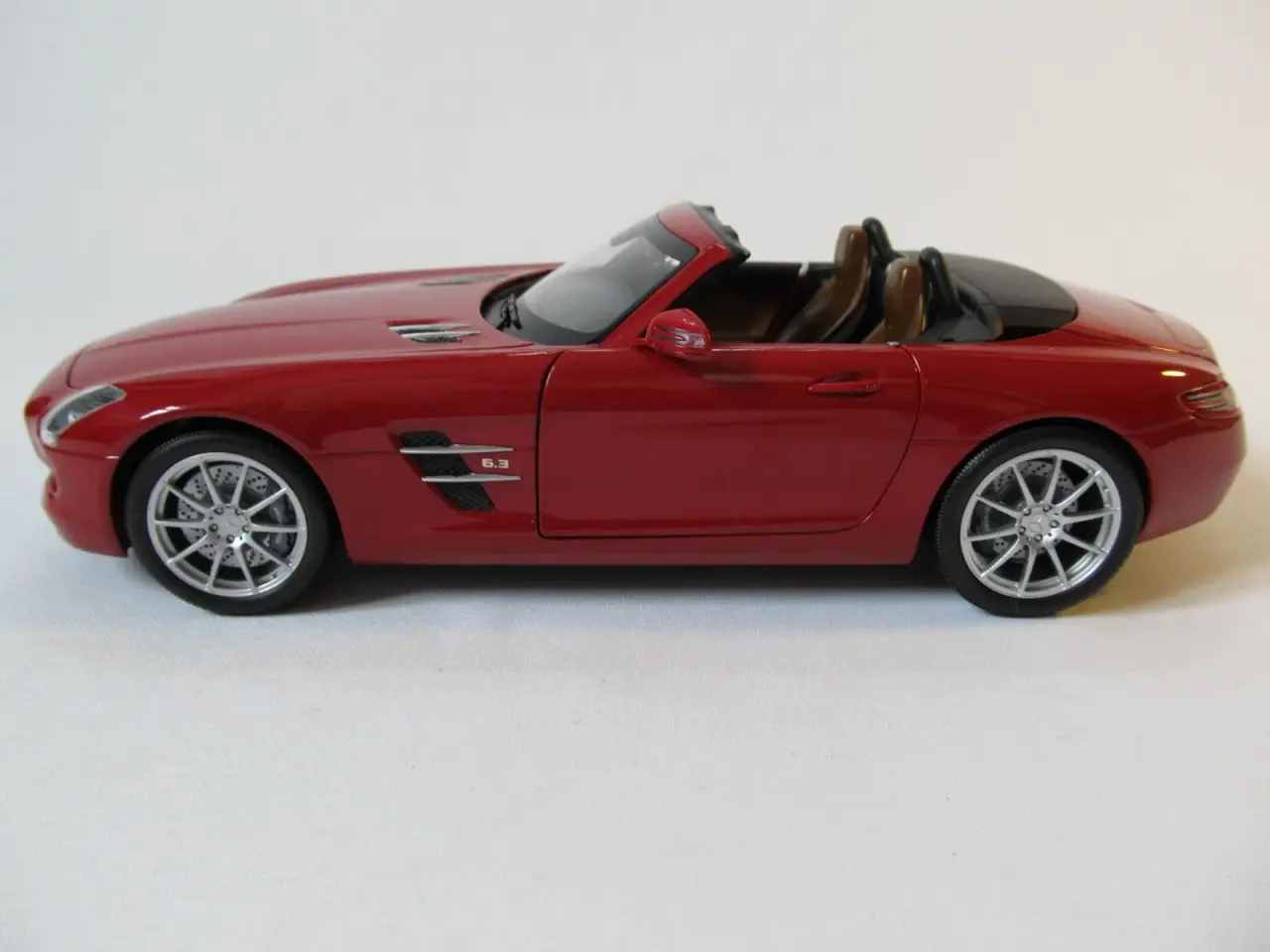 Billede 2 - 2011 Mercedes-Benz SLS AMG 1:18