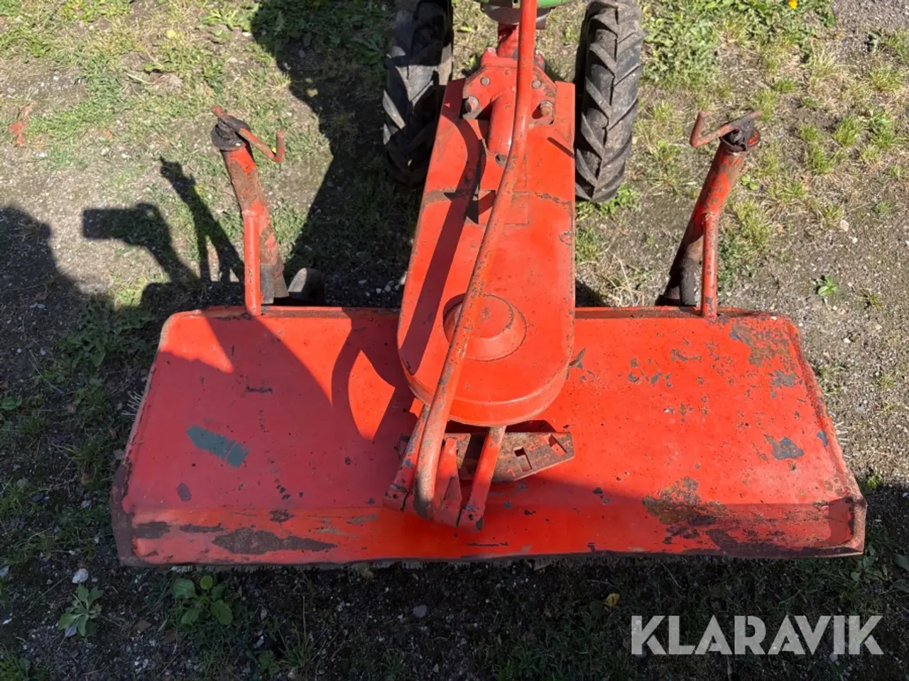 Billede 6 - Redskabsbærer Agria 4000 med kost