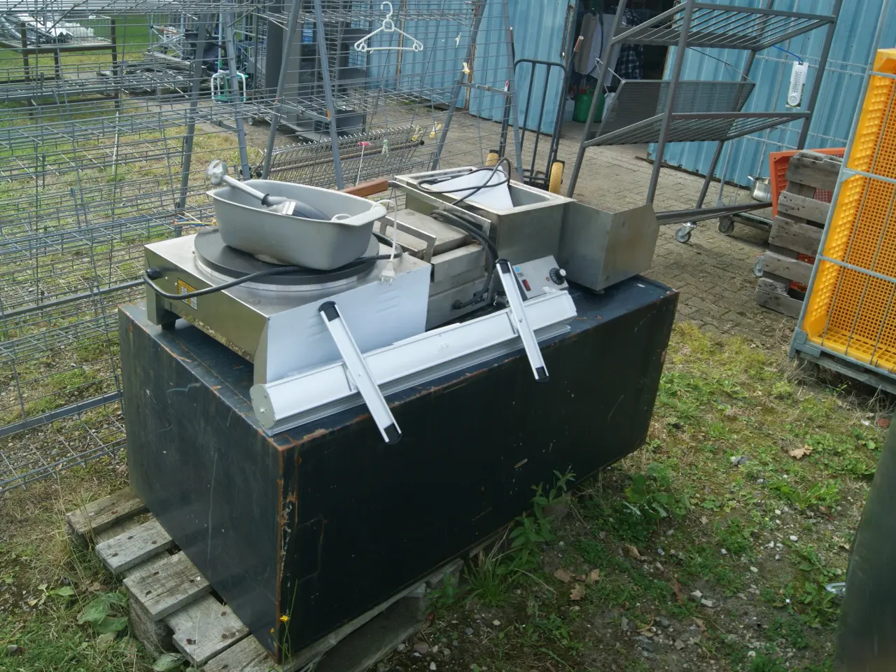 Billede 6 - Diverse Butiks og grill og industri inventar. 