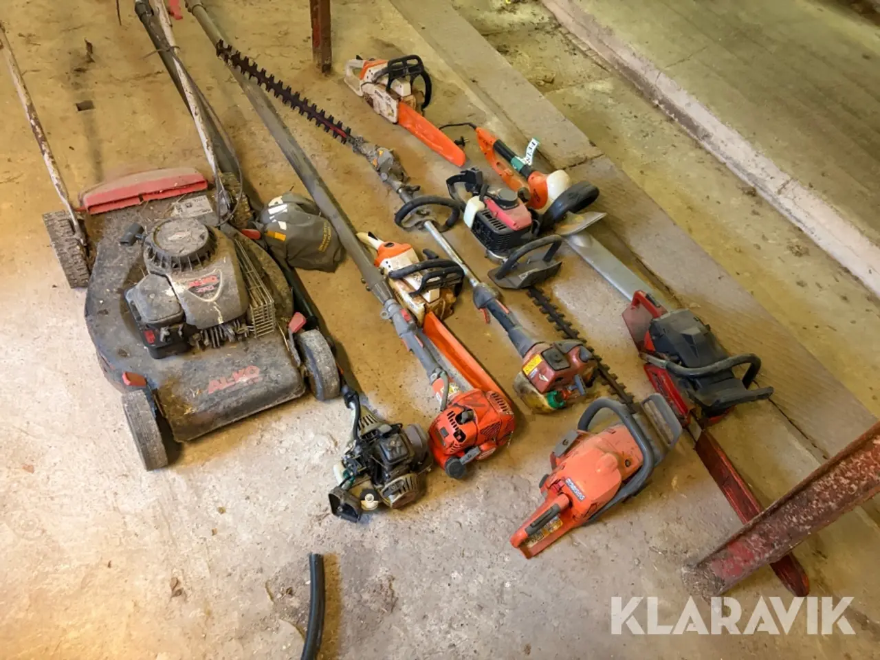 Billede 8 - Blandet lot have- og skovredskaber 10 styk