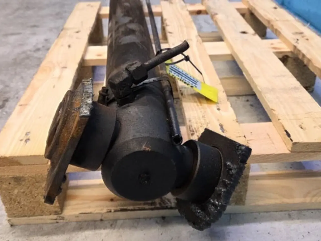 Billede 10 - New Holland LB110 Cylinder 87410324