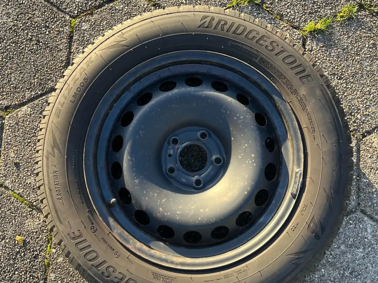 Billede 2 - Bridgestone vinterdæk 17” incl fælge