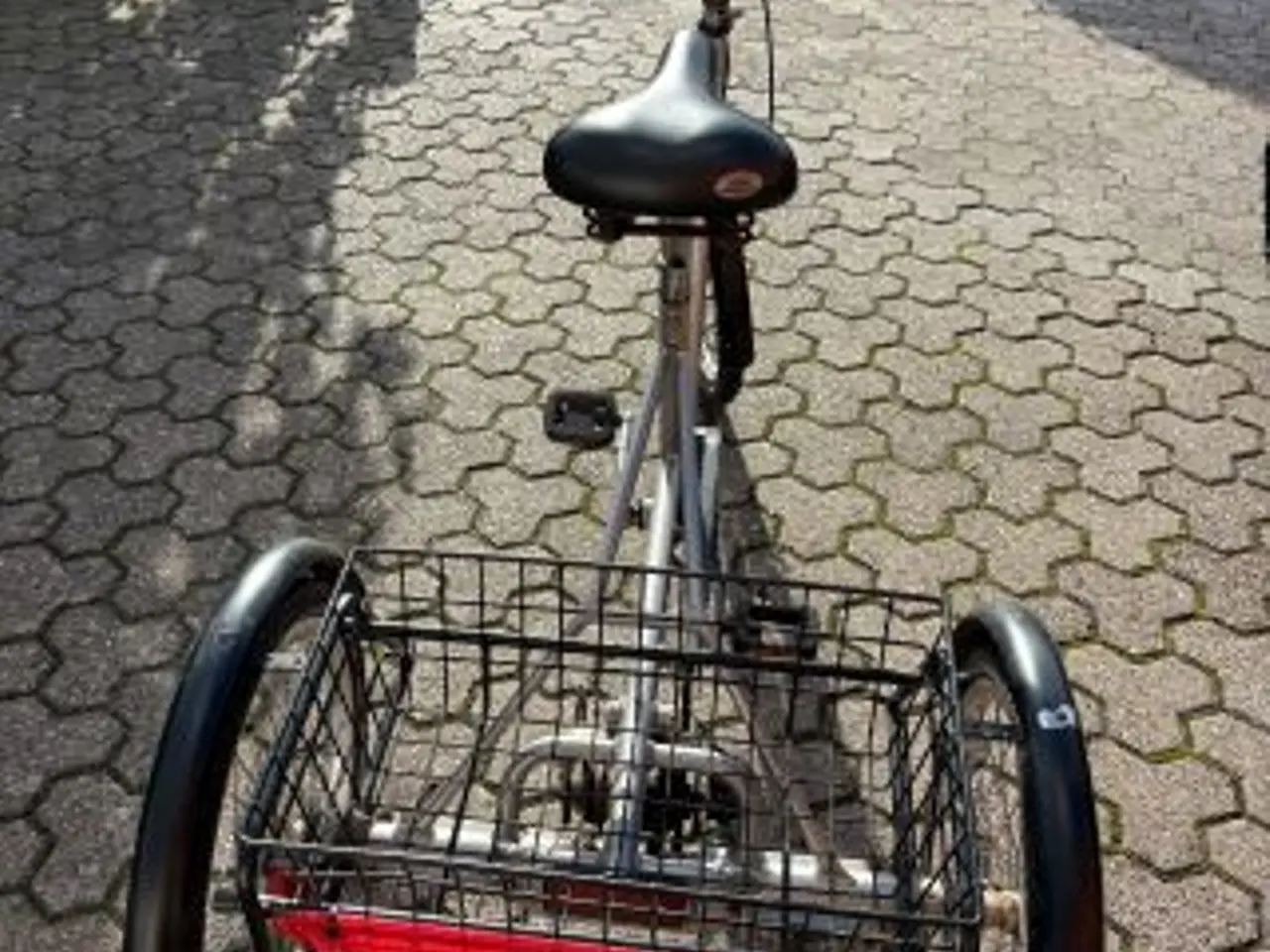 Billede 1 - 3 - Hjulet cykel til voksne