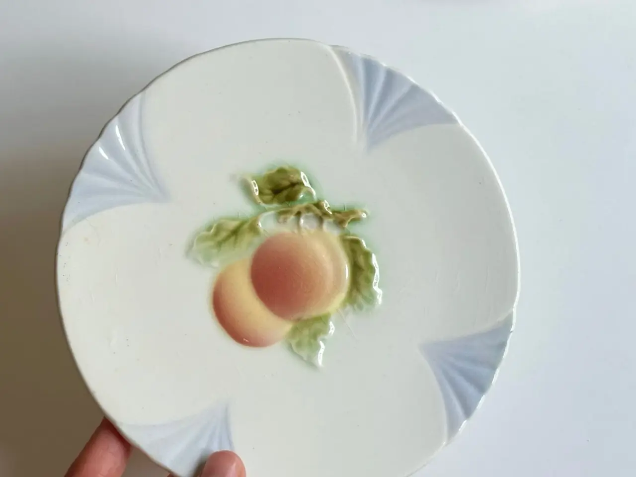 Billede 1 - Fajancetallerkner m appelsiner, 2 stk samlet