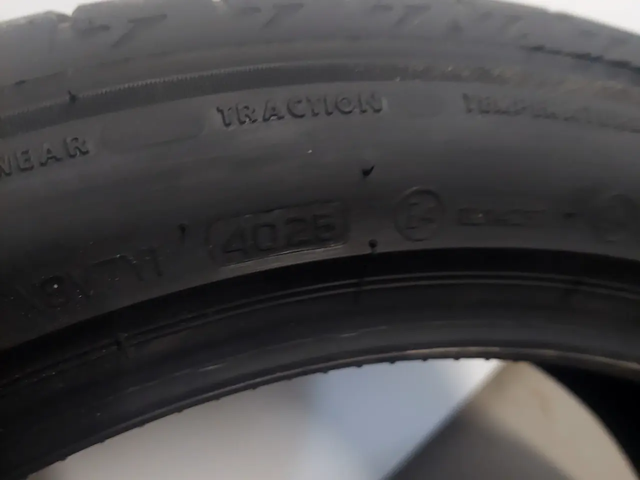 Billede 3 - Sommer dæk kørt 100km