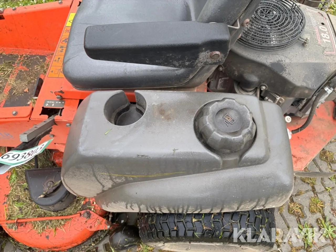 Billede 12 - Græsslåmaskine Husqvarna CZ4818