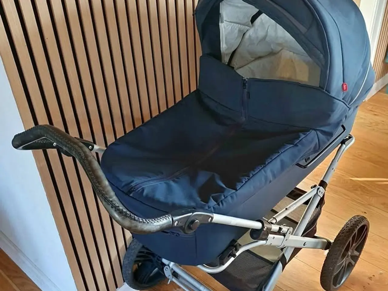 Billede 1 - Odder North barnevogn på X-Dream stel, mørkeblå
