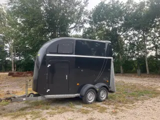 Humbaur Zephir Aero