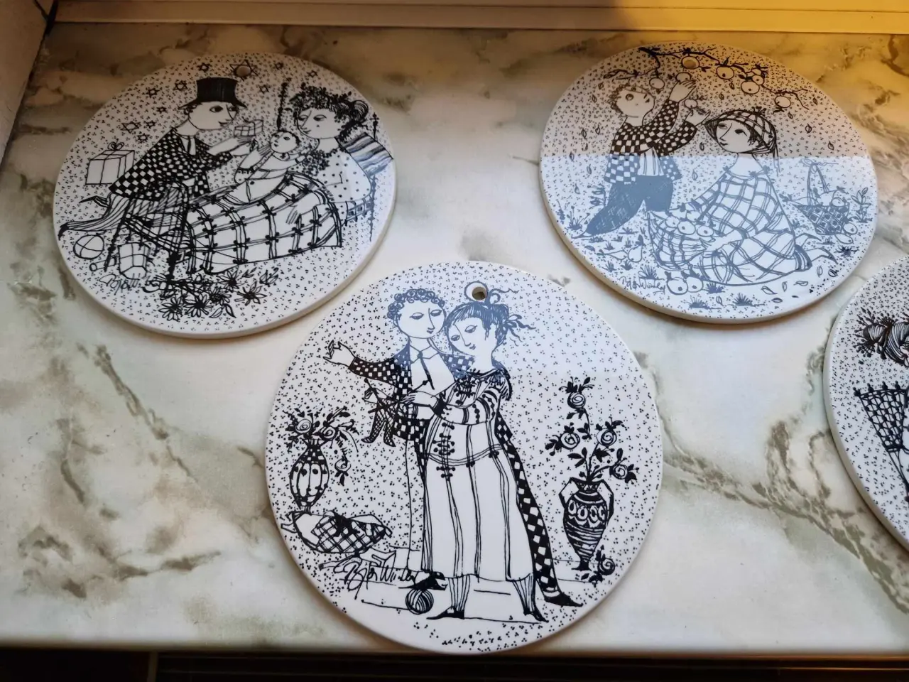 Billede 4 - Bjørn Wiinblad platter og krus