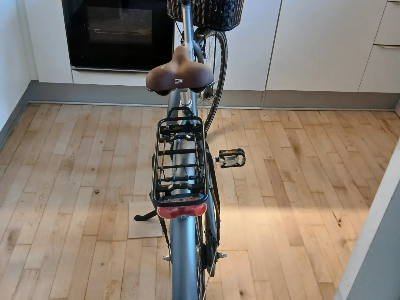 Billede 4 - Kildemos damecykel passer til 160-170 cm.