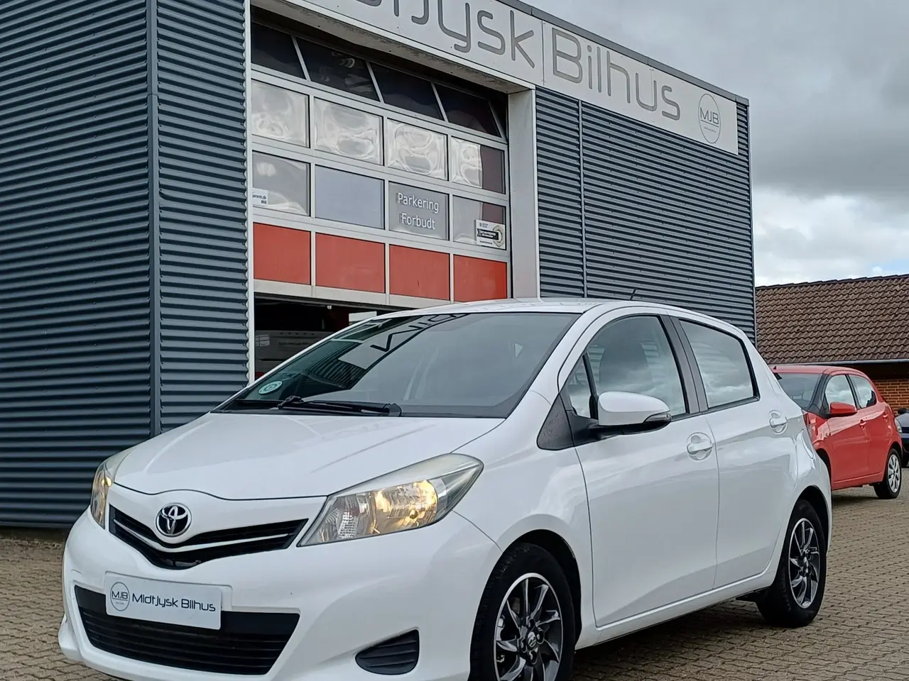 Billede 1 - Toyota Yaris 1,0 VVT-i T2 Touch