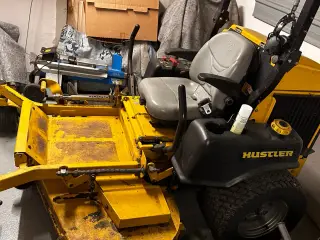 Stor plæneklipper Z-Turn Hustler