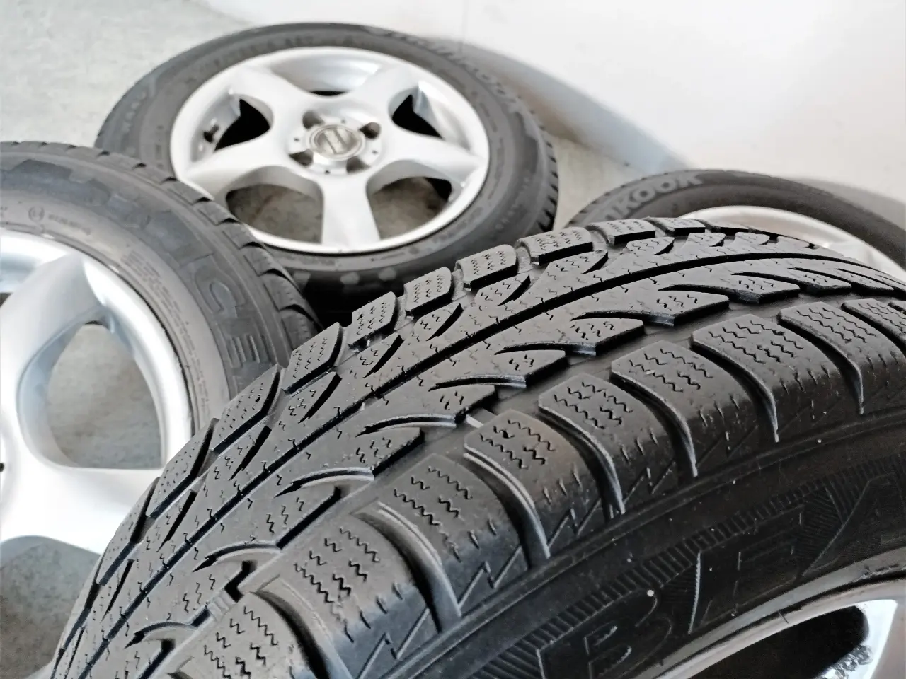 Billede 7 - 4x100 14" ET35 MegaWheels vintersæt