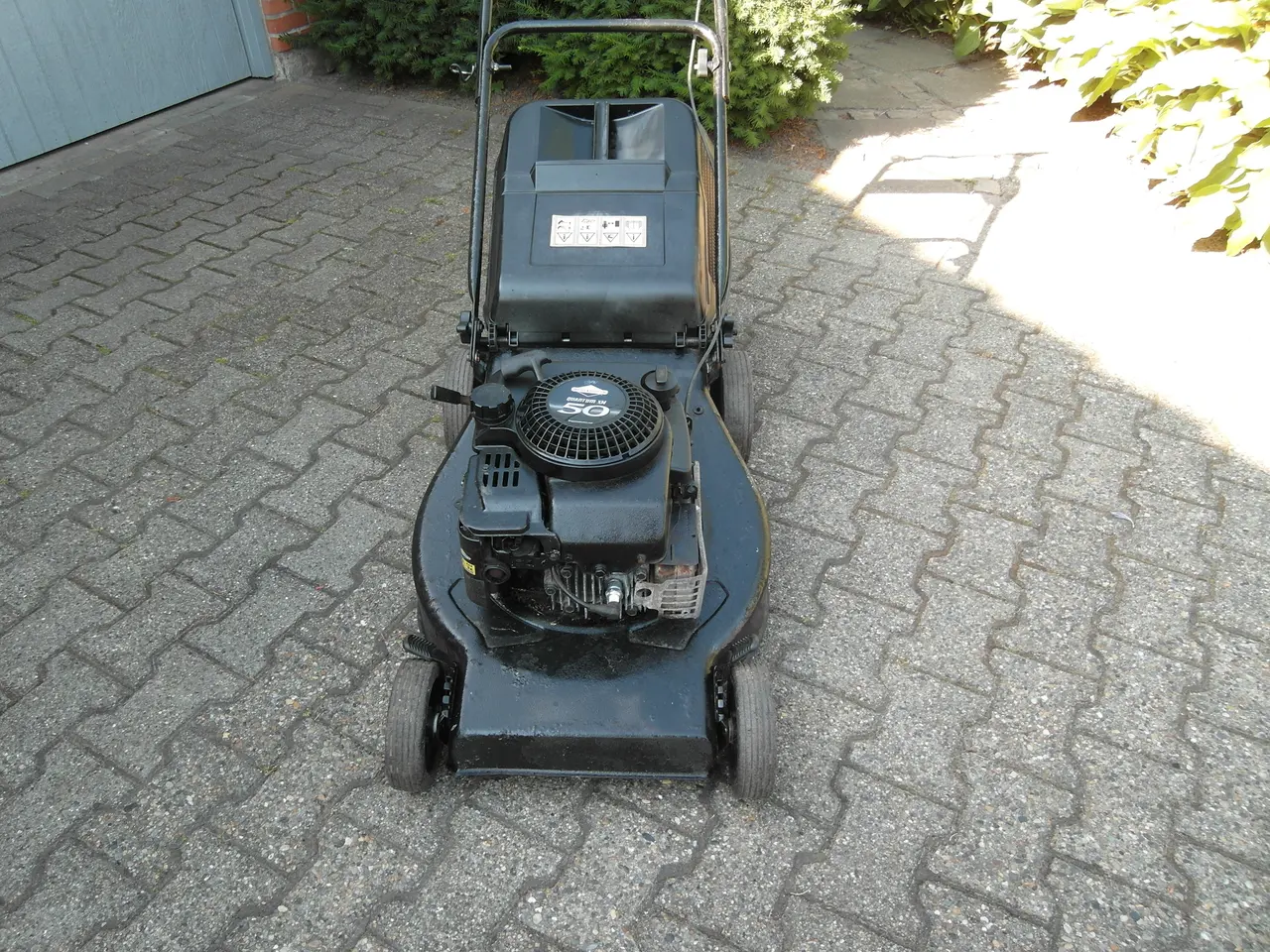 Billede 6 - Plæeklipper med Briggs&Stratton motor.