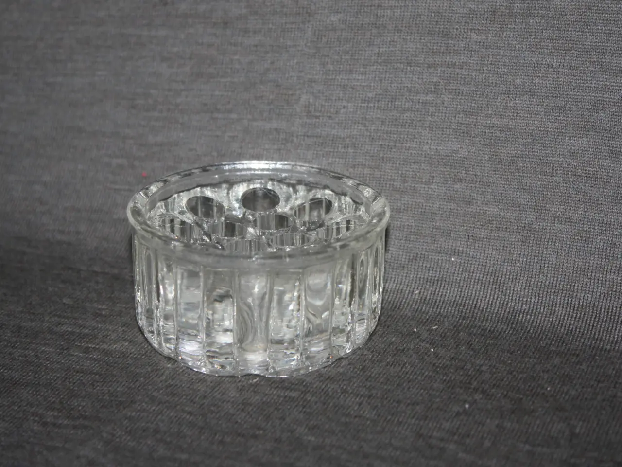 Billede 5 - Gammel glas Flower frog / blomsterstager 