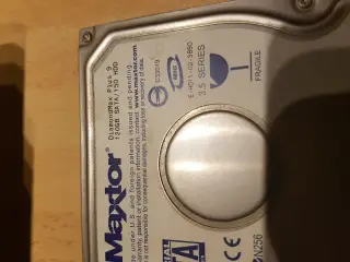 Maxtor 3.5" harddisk 120gb sata.