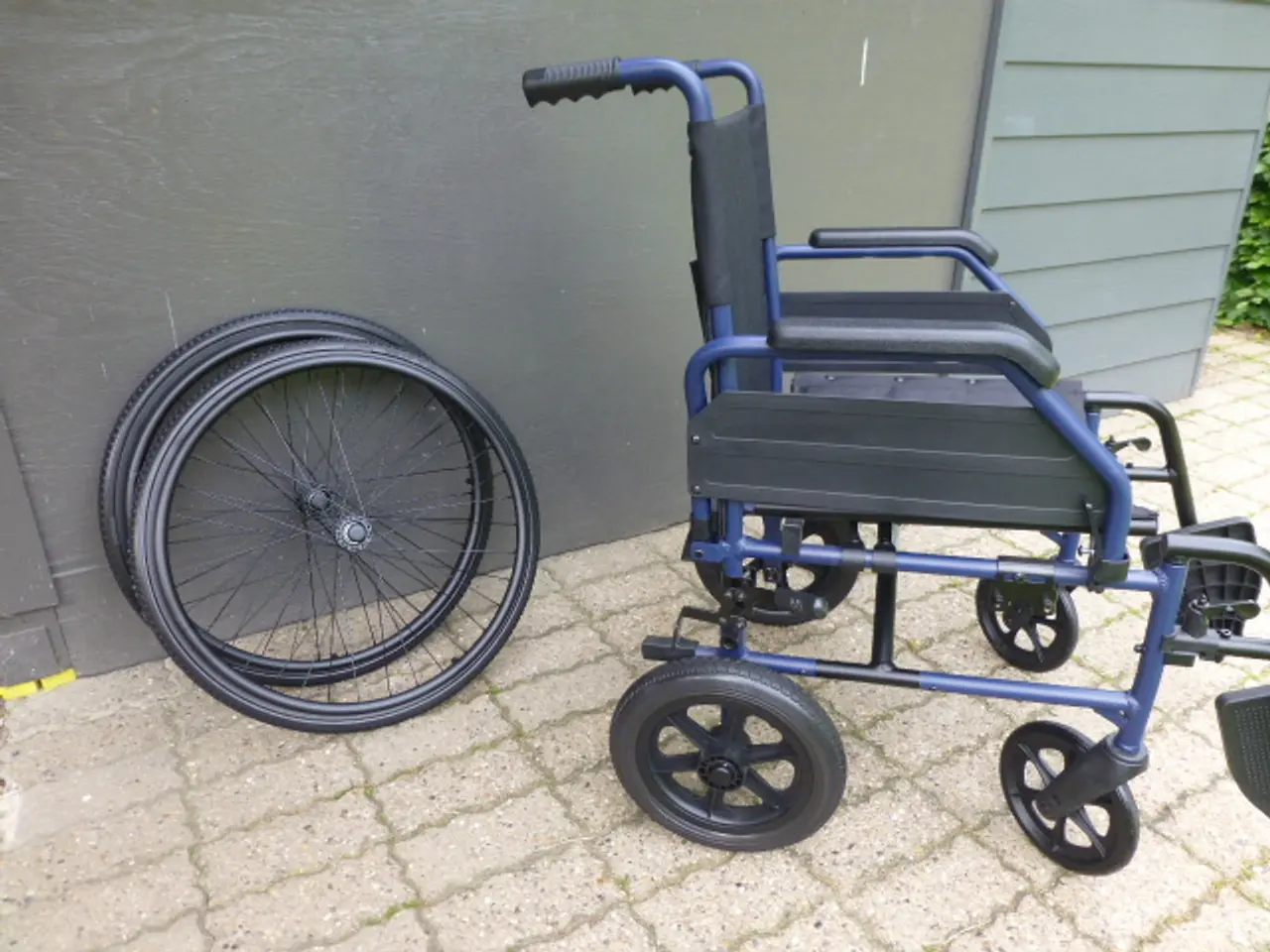 Billede 2 - Kørestol sammenklappelig