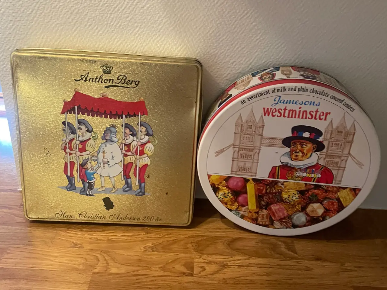 Billede 1 - Vintage Jamesons westminister og Anton Berg blikdå