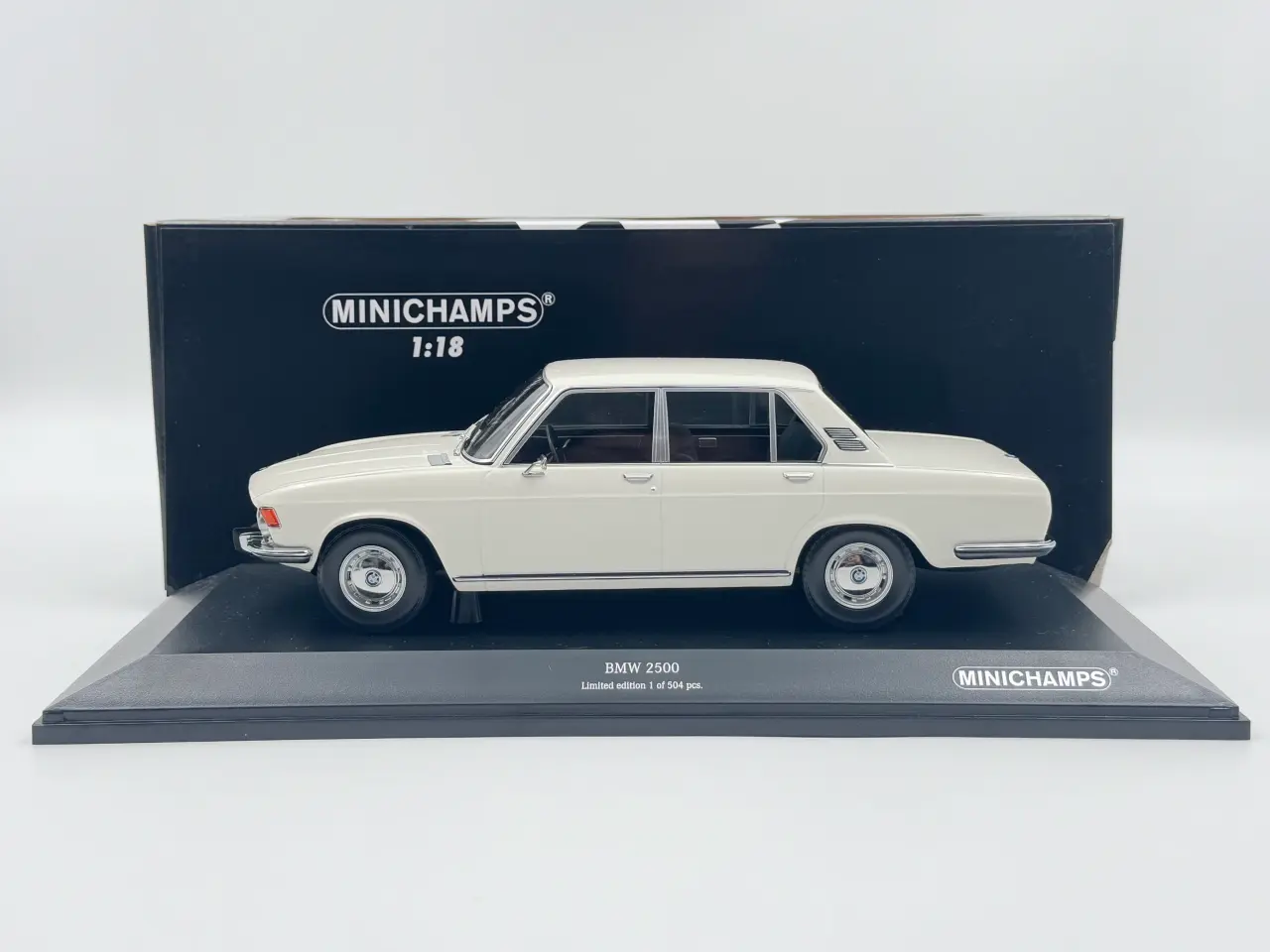 Billede 1 - 1968 BMW 2500 Berlina E3 - 1:18 