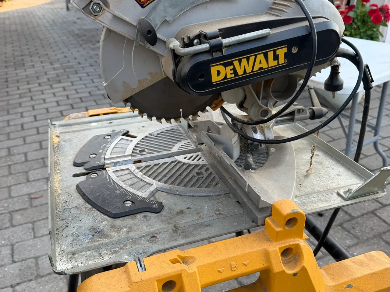 Billede 2 - DeWalt kapsav geringssav 