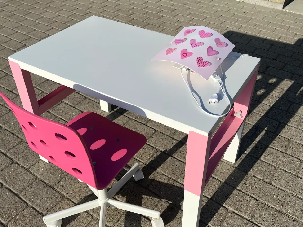 Billede 2 - IKEA PÅHL børneskrivebord