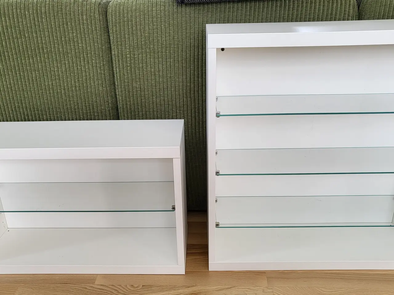 Billede 1 - Vægreoler med glashylder