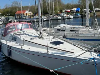 Scampi 30, sejlbåd, nyere motor
