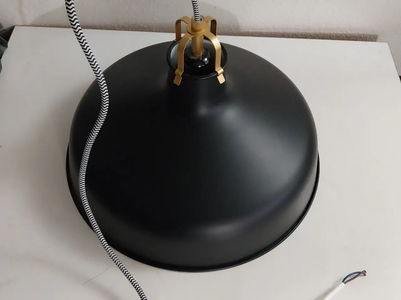 Billede 7 - Sort lampe 38 cm bred
