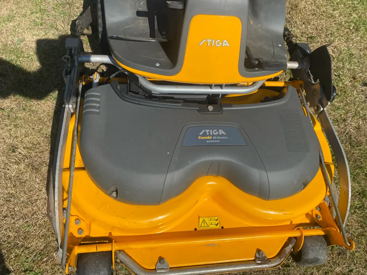 Billede 8 - Stiga Park 220 hst - 95cm havetraktor