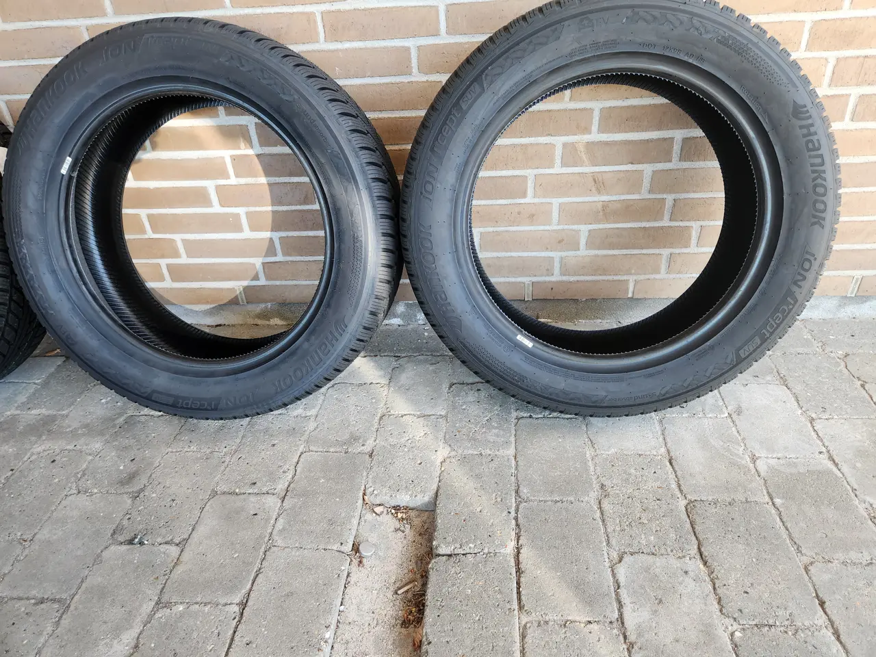 Billede 5 - 235/55R19 Hankook vinterdæk Ion Icept SUV