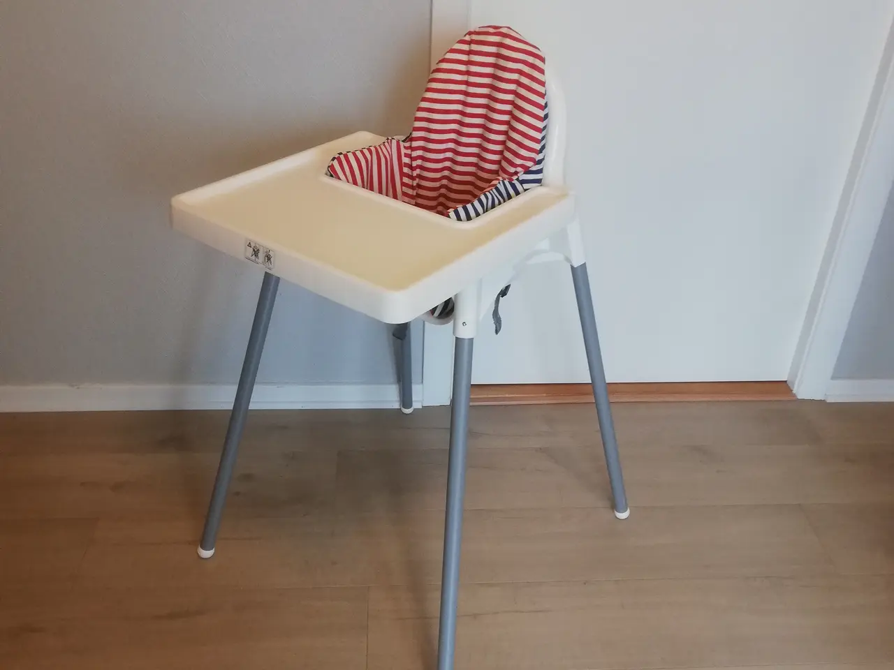 Billede 1 - Højstol Antilop Ikea med bakke, sele og ryghynde
