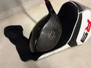 TaylorMade R9 Supertri 10,5’ højrehånds driver.