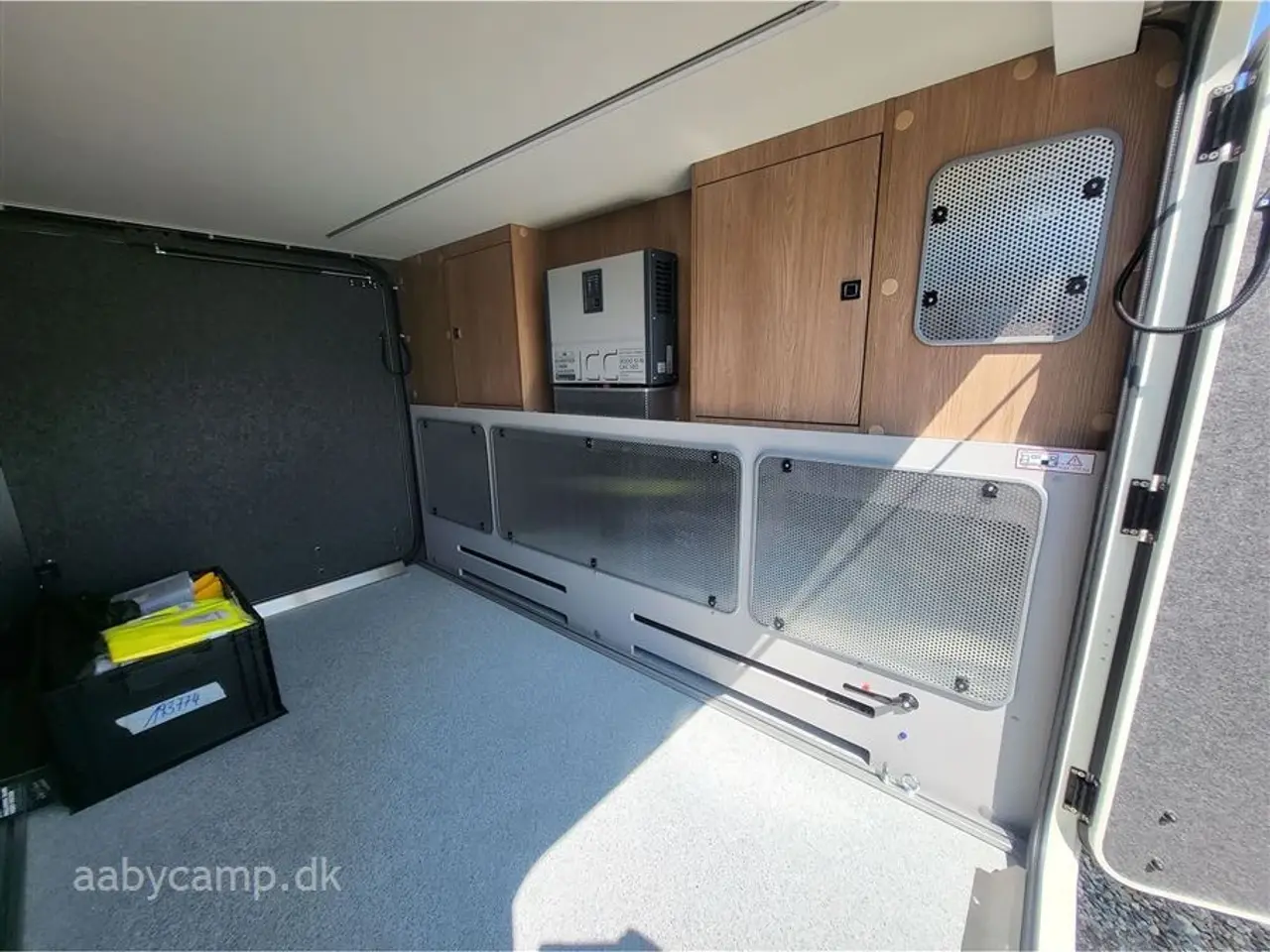 Billede 11 - 0 - Morelo Palace 90 M   Autocamper på 1 Klasse