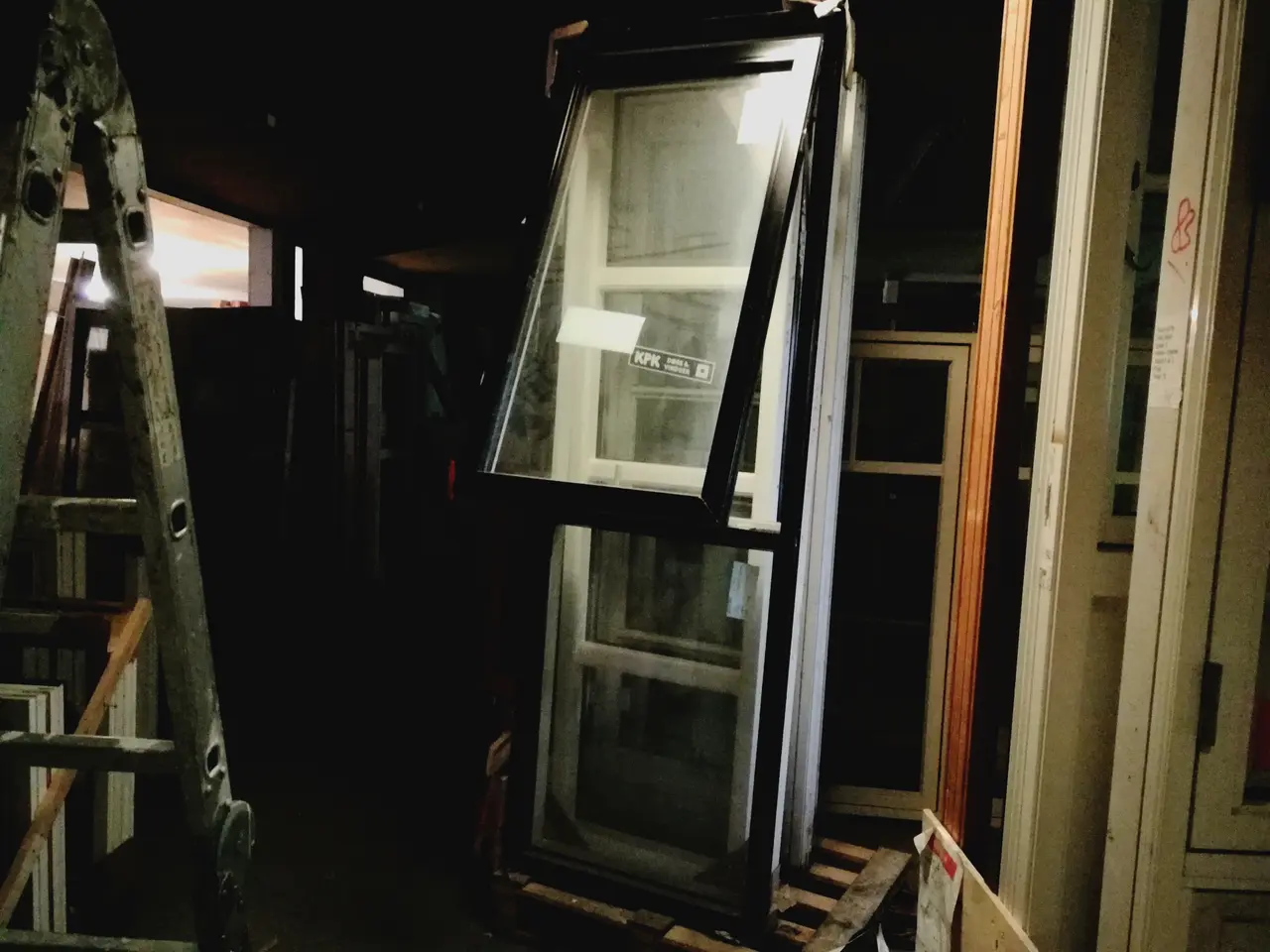 Billede 1 - NYT KOMBI VINDUE, TRÆ/ALU SORT, 70,8X211,8