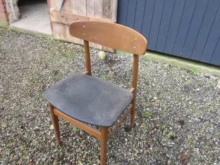 1 stk Teak spisestuestol
