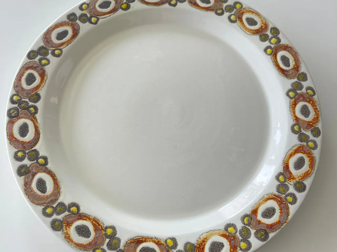 Billede 1 - Royal Copenhagen vintage store Nucella tallerkener