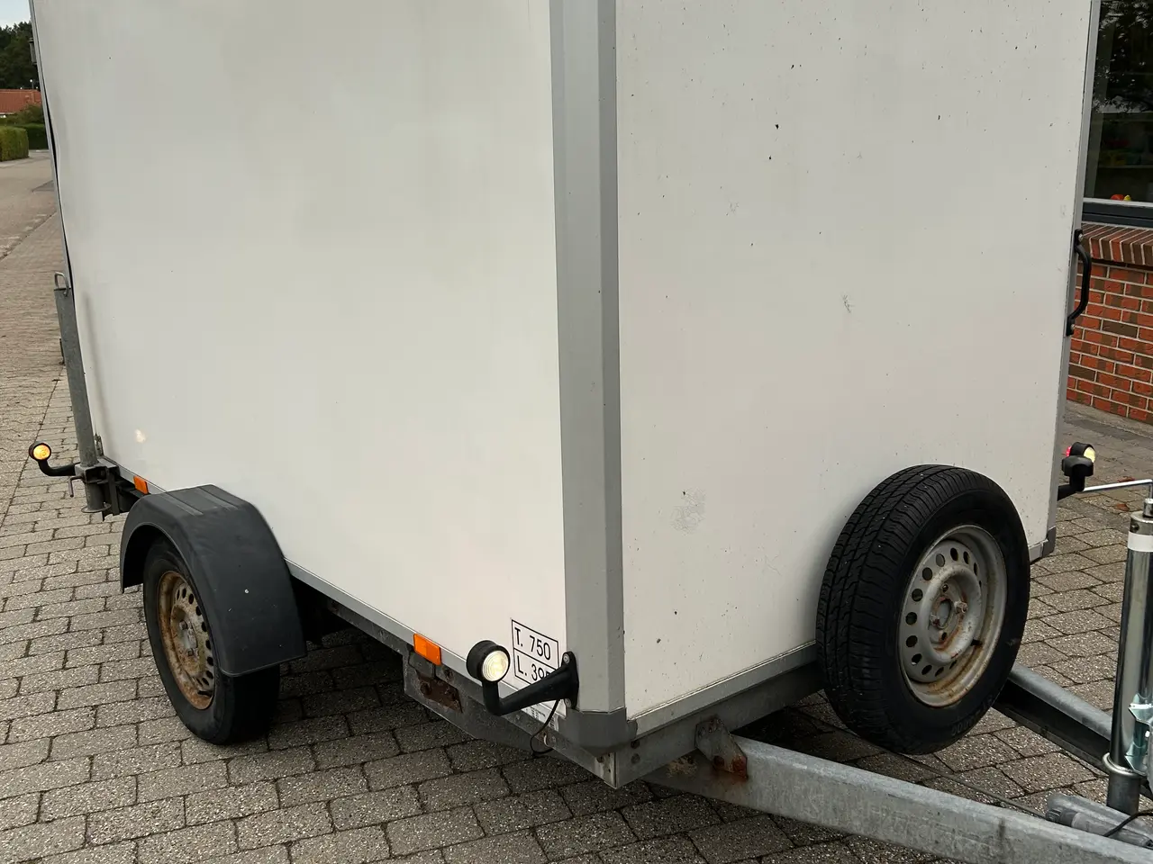 Billede 3 - Box-trailer med dører.