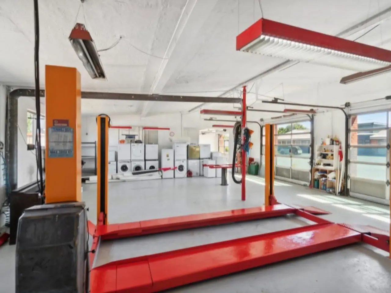 Billede 6 - Stor Villa med Autoværksted Butikslokale