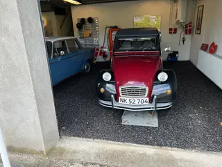 Citroen 2 CV 6 Charleston meget fin original stand
