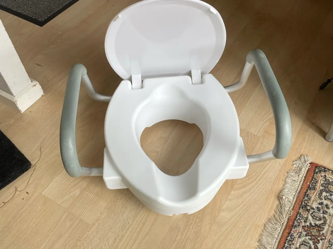 Billede 1 - Toiletforhøjer