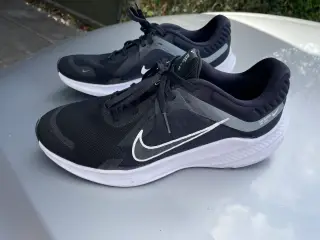 Nike Quest 05 løbesko
