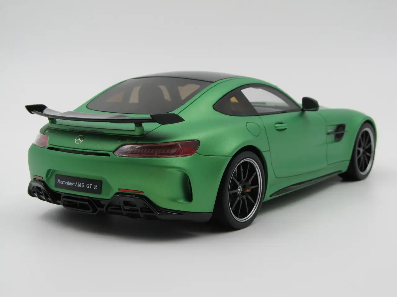 Billede 3 - 2019 Mercedes AMG GT-R Coupé 1:18