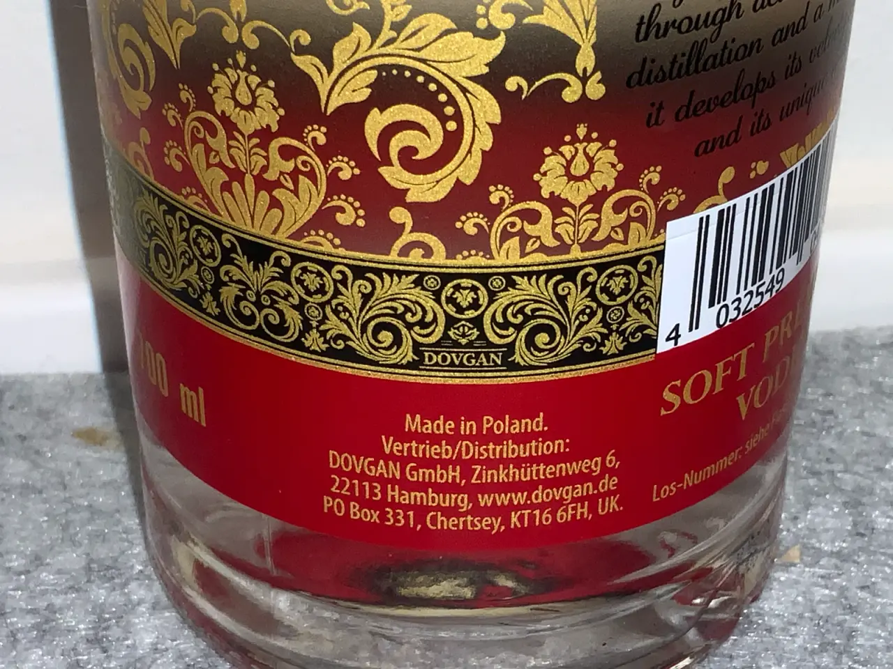 Billede 6 - Dovgan Gold Royal vodka flaske på 700 ml med 37,5%