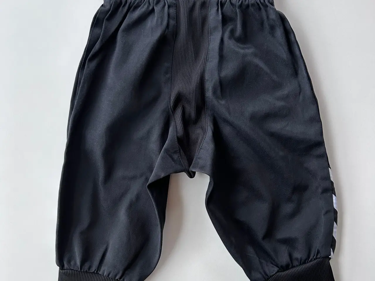 Billede 2 - Hummel Bee Authentic knickers, str. 120