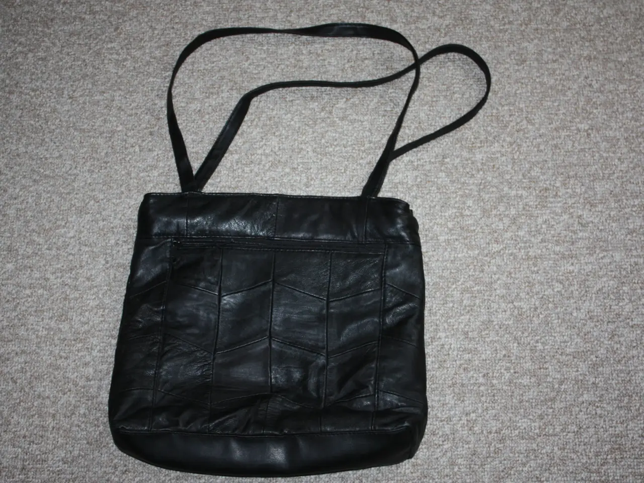 Billede 1 - Skuldertaske 32 cm x 37 cm