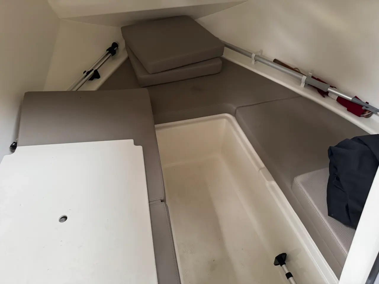 Billede 11 - Activ 505 Cabin med F80 Mercury-EFI 4 takt - inkl. 1300 kg Brenderup bådtrailer