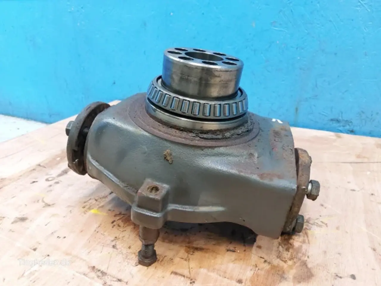 Billede 16 - New Holland LB115B Styrespindel L. 85821289