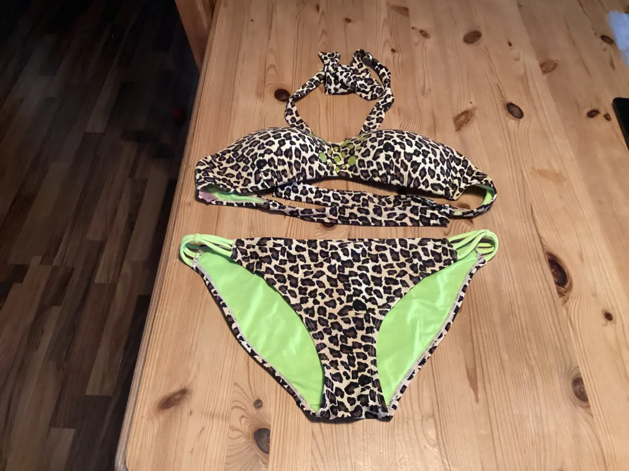 Billede 1 - 5 Stks Bikini. Forsk. Str.