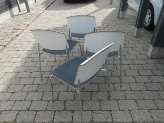 Magnus Olesen stole stål og træ