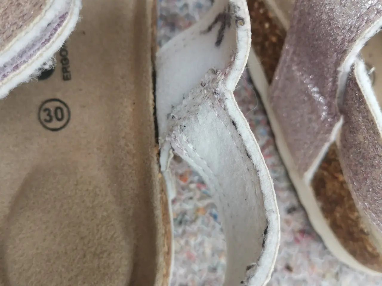 Billede 3 - Pigesko og sandaler 5 kr